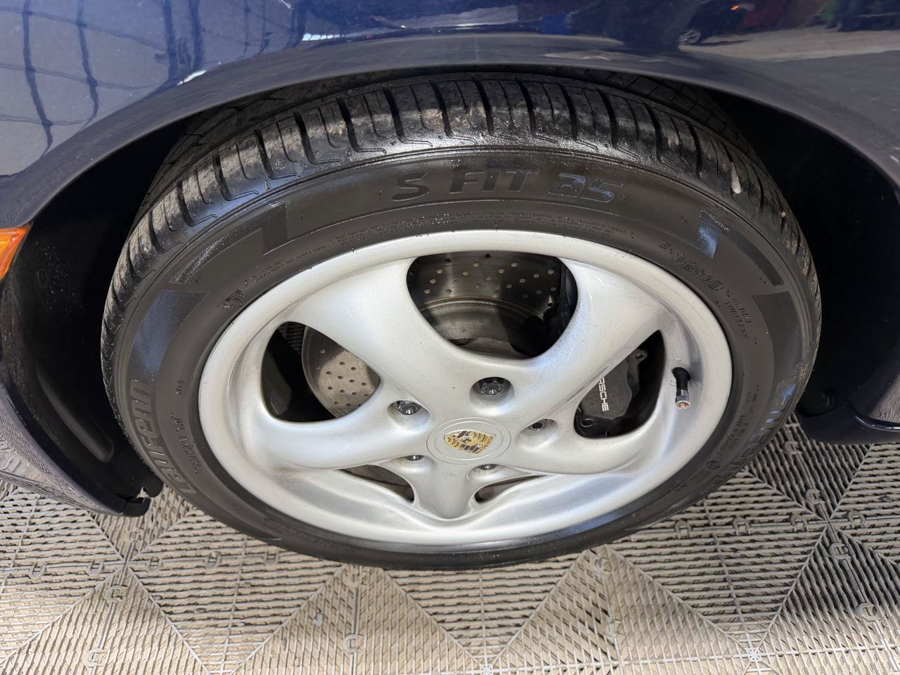 Used 1999 Porsche 911 GT3 RS image 21