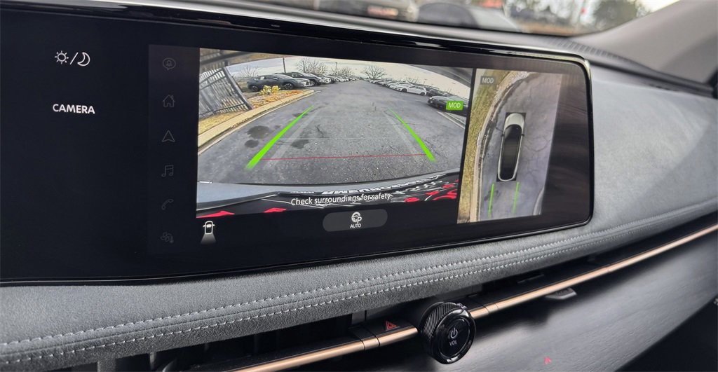 Used 2023 Nissan Ariya image 24