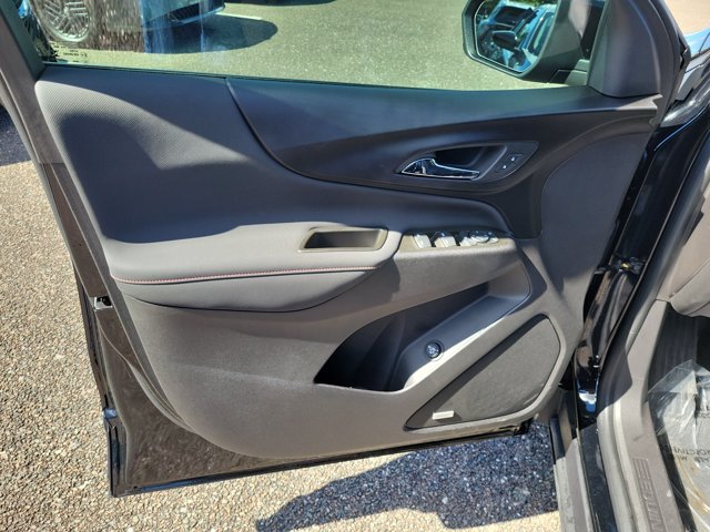 Used 2024 Chevrolet Equinox RS w/ RS Leather Package FWD image 16