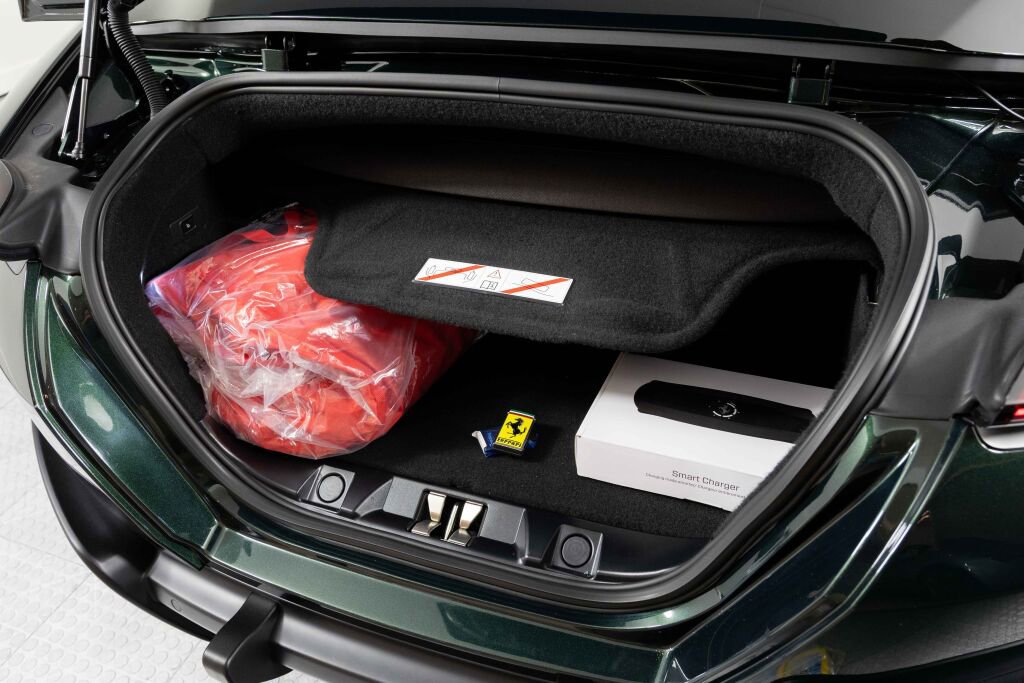 Certified 2025 Ferrari Roma Spider image 25