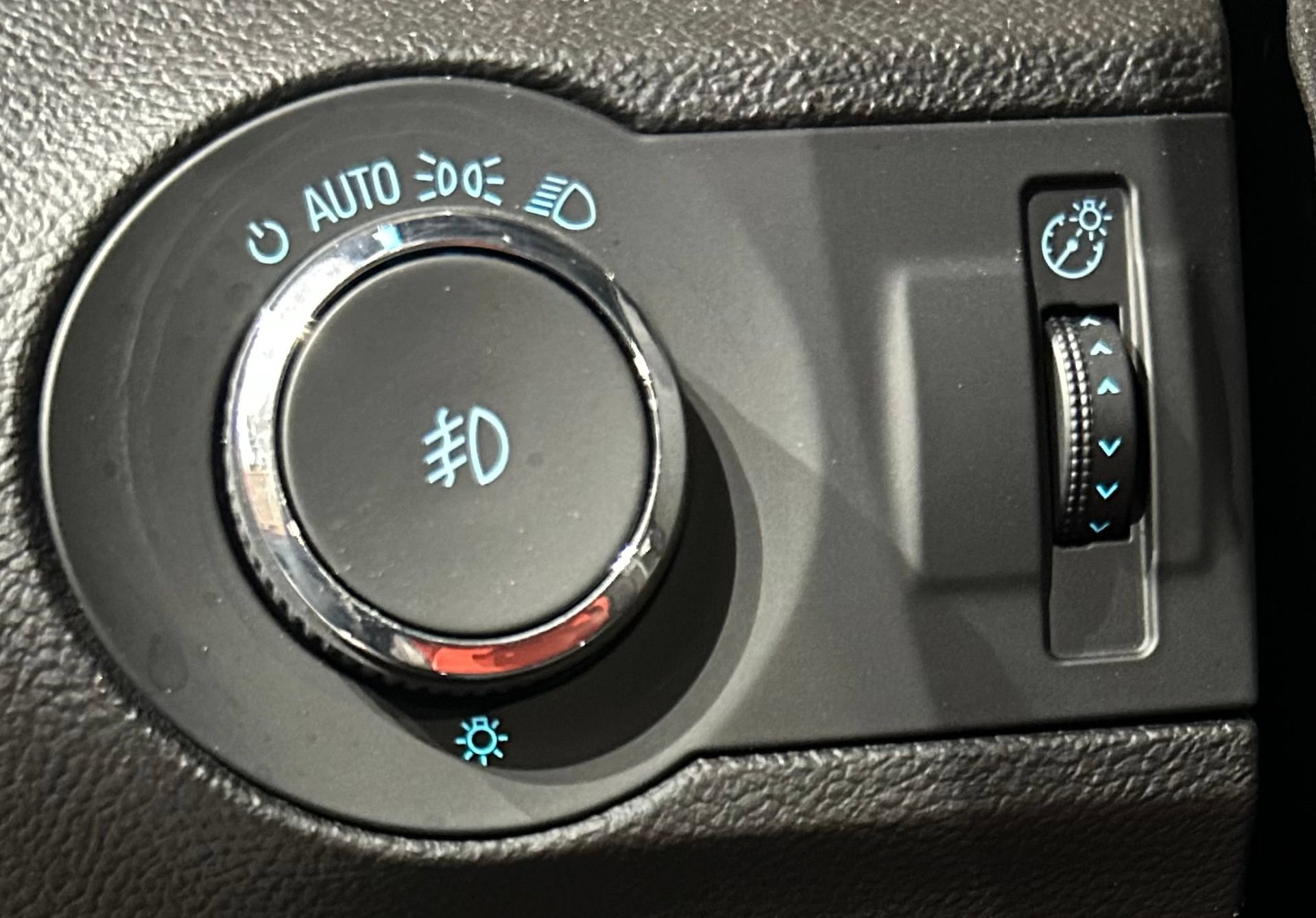 Used 2010 Chevrolet Camaro SS w/ Interior Accent Trim Package RWD image 45