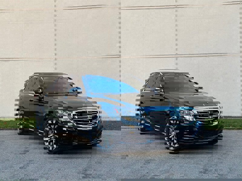 Used 2016 Mercedes-Benz S 550 4MATIC Sedan image 2