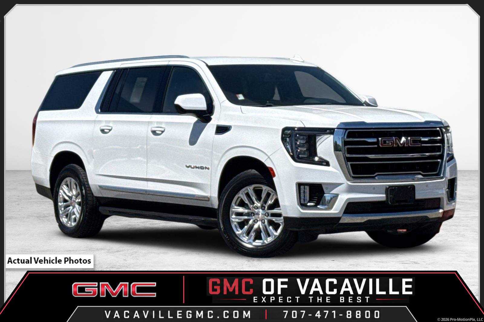 Used 2023 GMC Yukon XL SLT AWD/4WD image 1