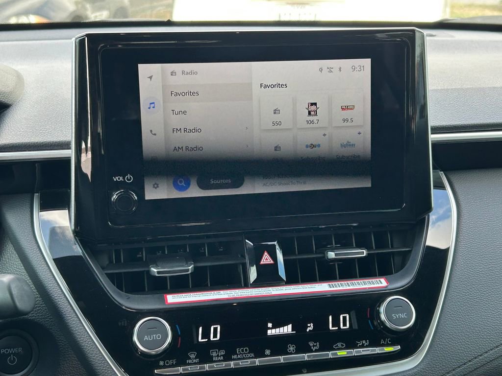 Used 2024 Toyota Corolla Cross XSE image 20