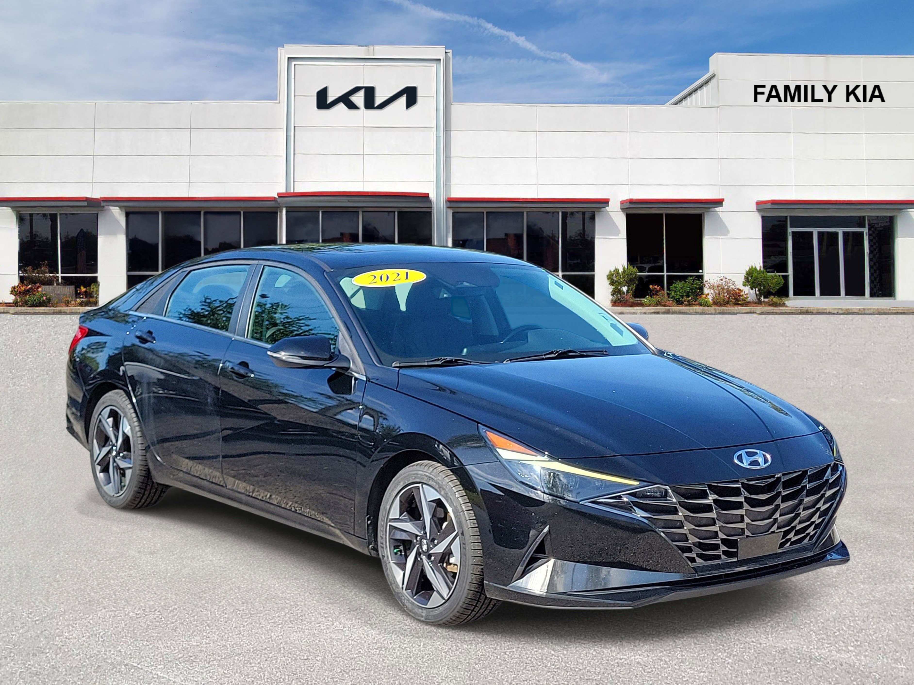 Used 2021 Hyundai Elantra Limited FWD image 1