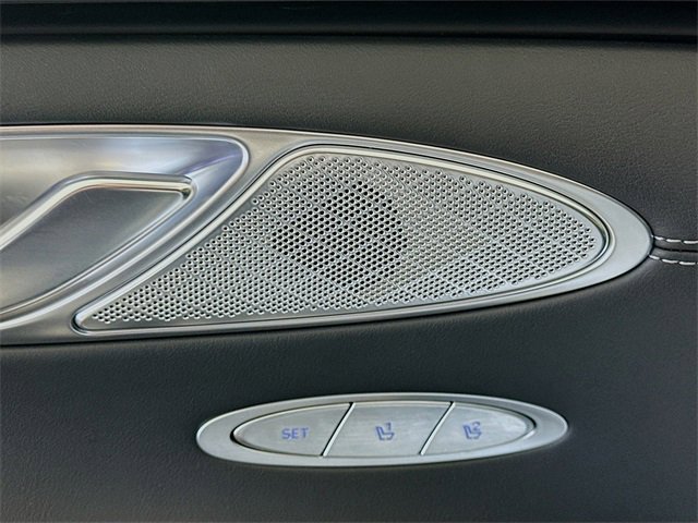 Used 2024 Genesis GV70 2.5T w/ Advanced Package image 19