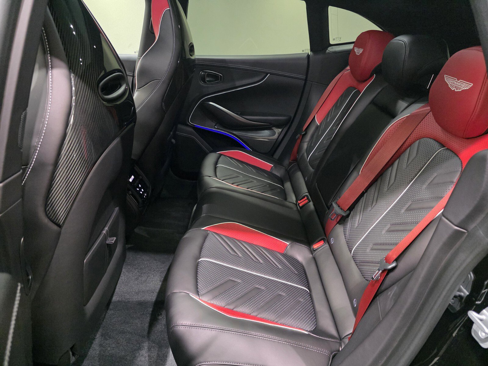 New 2026 Aston Martin DBX S image 19