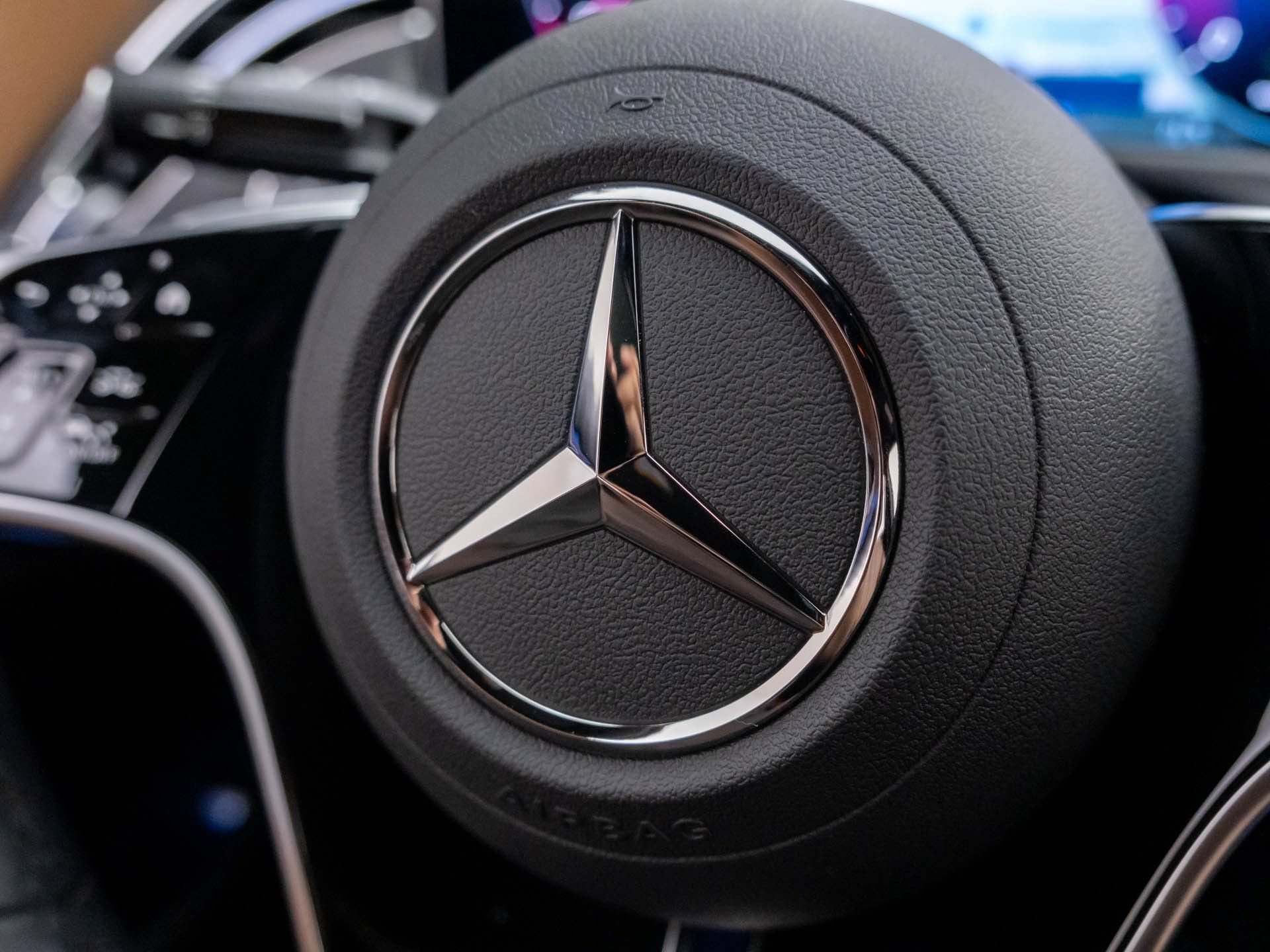 New 2026 Mercedes-Benz E 350 4MATIC Sedan image 25