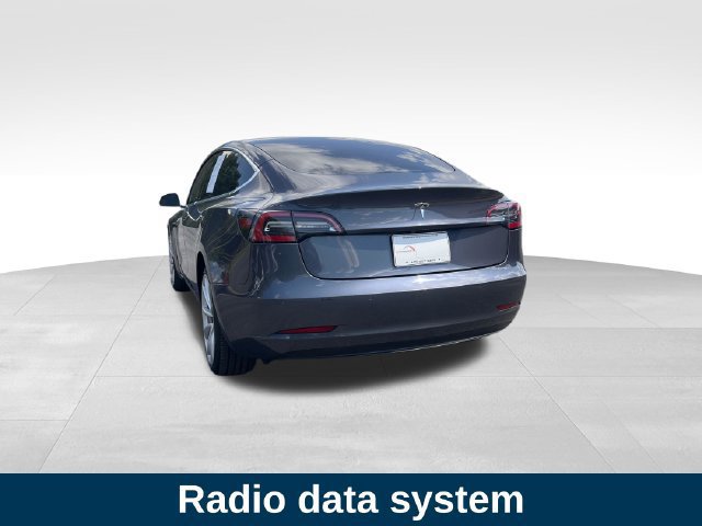 Used 2019 Tesla Model 3 Long Range RWD image 3