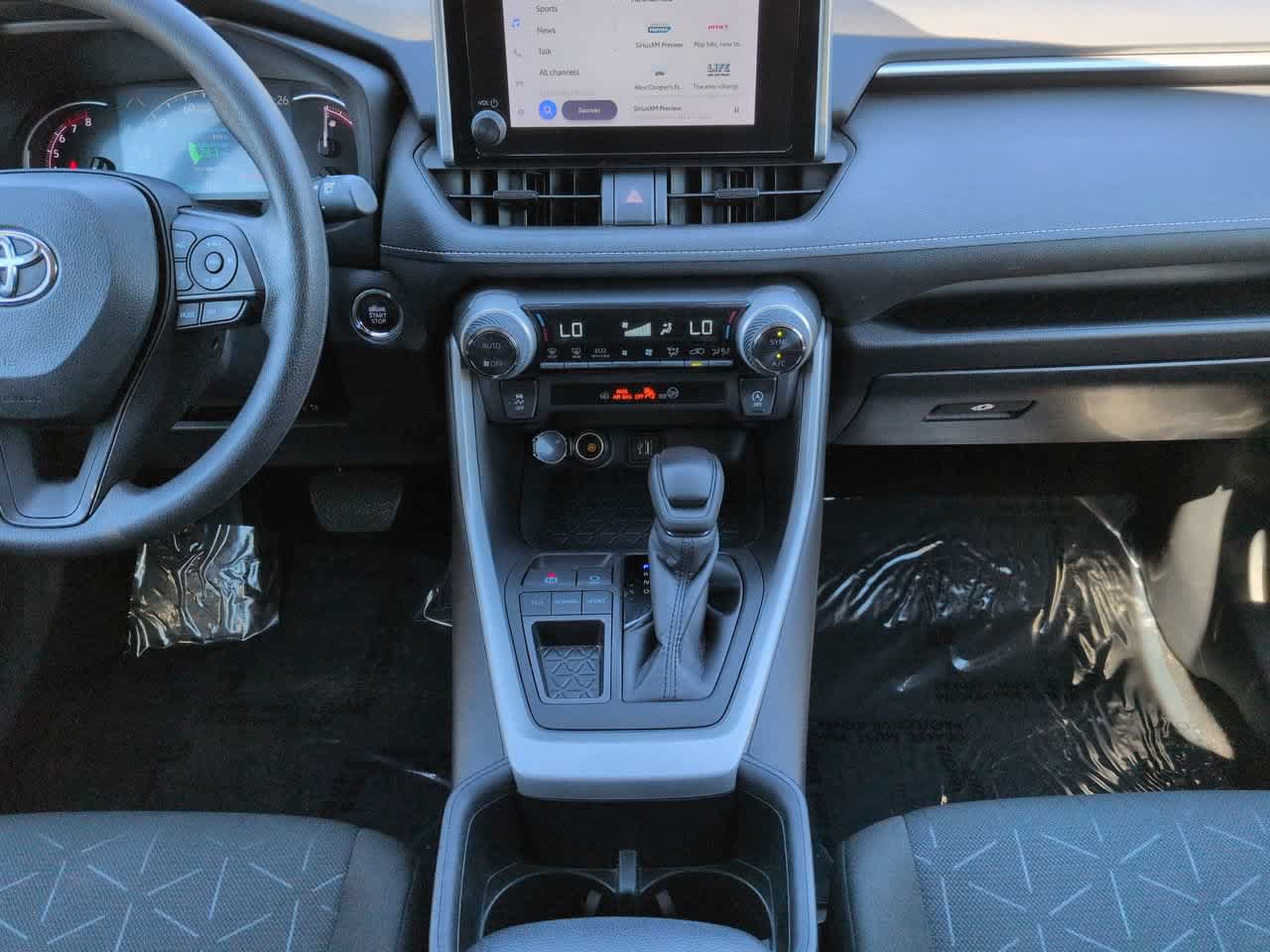 Certified 2024 Toyota RAV4 XLE w/ Convenience Package FWD image 18
