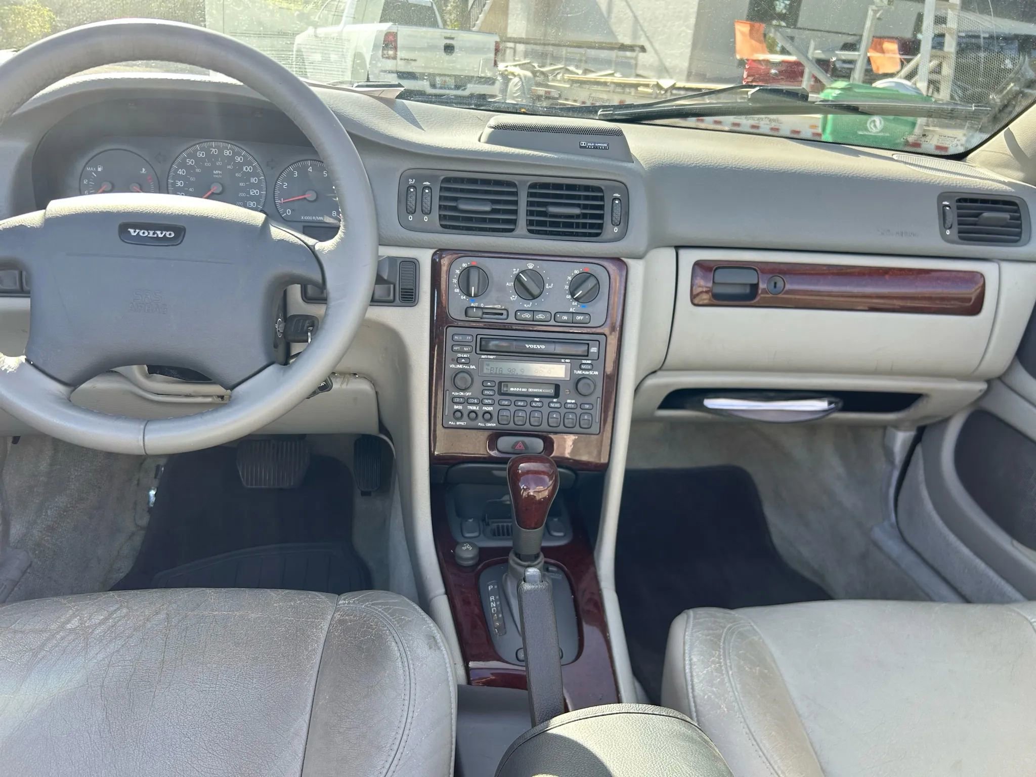 Used 2001 Volvo C70 LT image 12