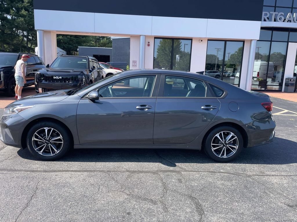 Used 2024 Kia Forte LXS FWD image 2