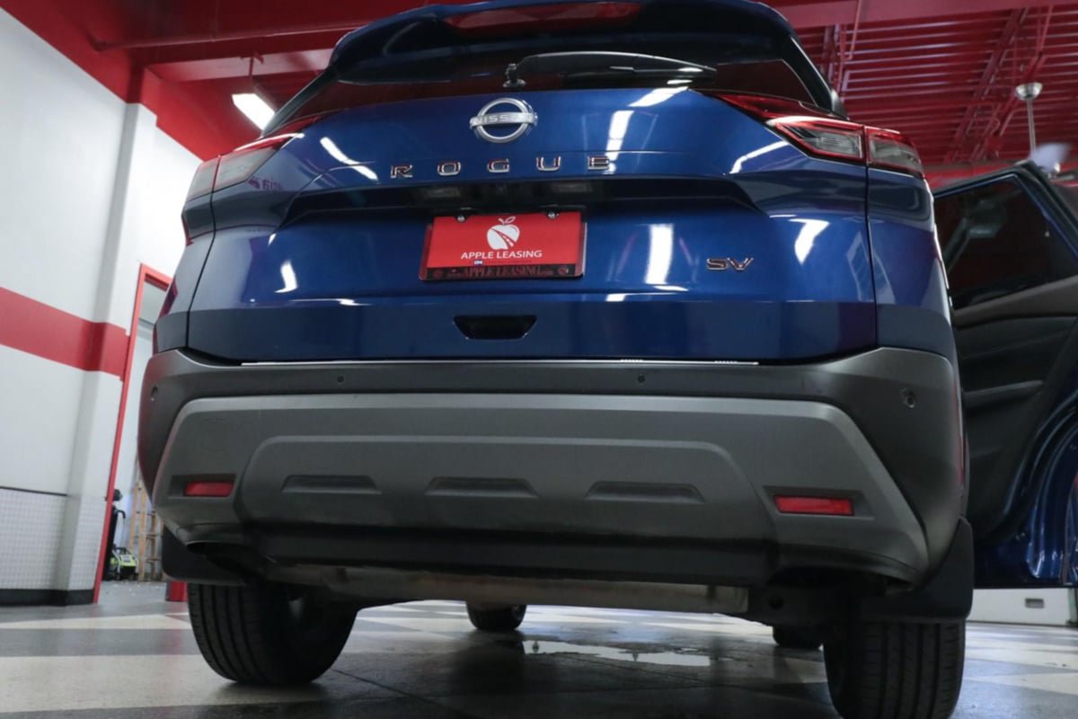 Used 2022 Nissan Rogue SV w/ SV Premium Package FWD image 34