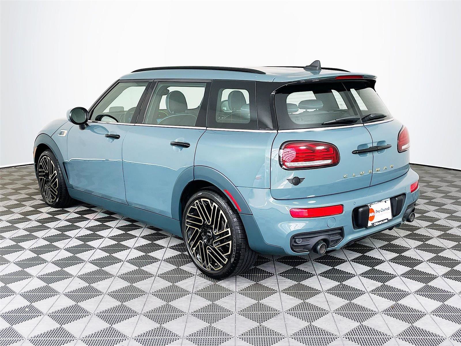 Used 2023 MINI Cooper Clubman S w/ MINI Untold Edition FWD image 6