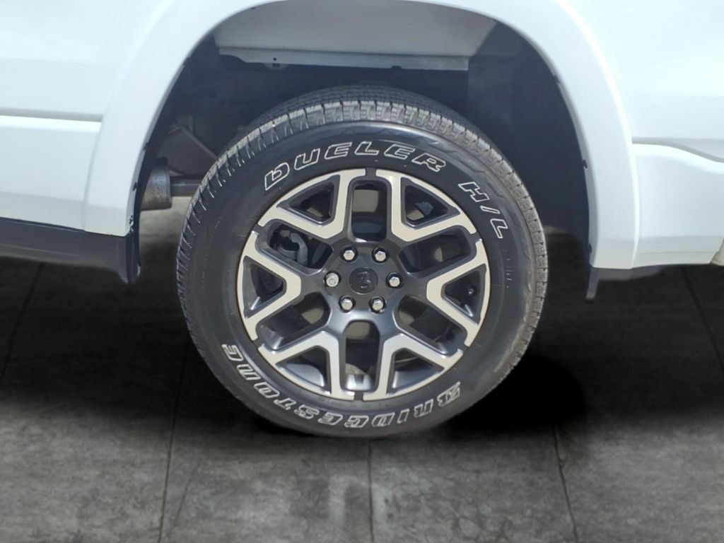Used 2026 RAM 1500 Laramie w/ Sport Appearance Package AWD/4WD image 25