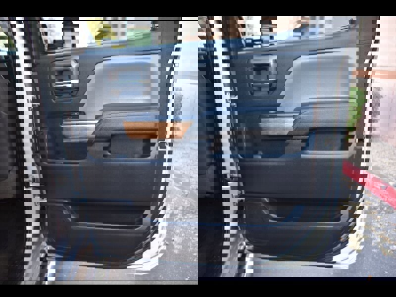 Used 2015 Chevrolet Silverado 2500 LTZ w/ Duramax Plus Package image 26