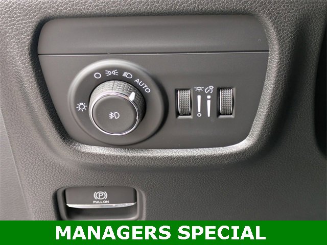 New 2025 Jeep Grand Cherokee Limited w/ Trailer Tow Package image 13