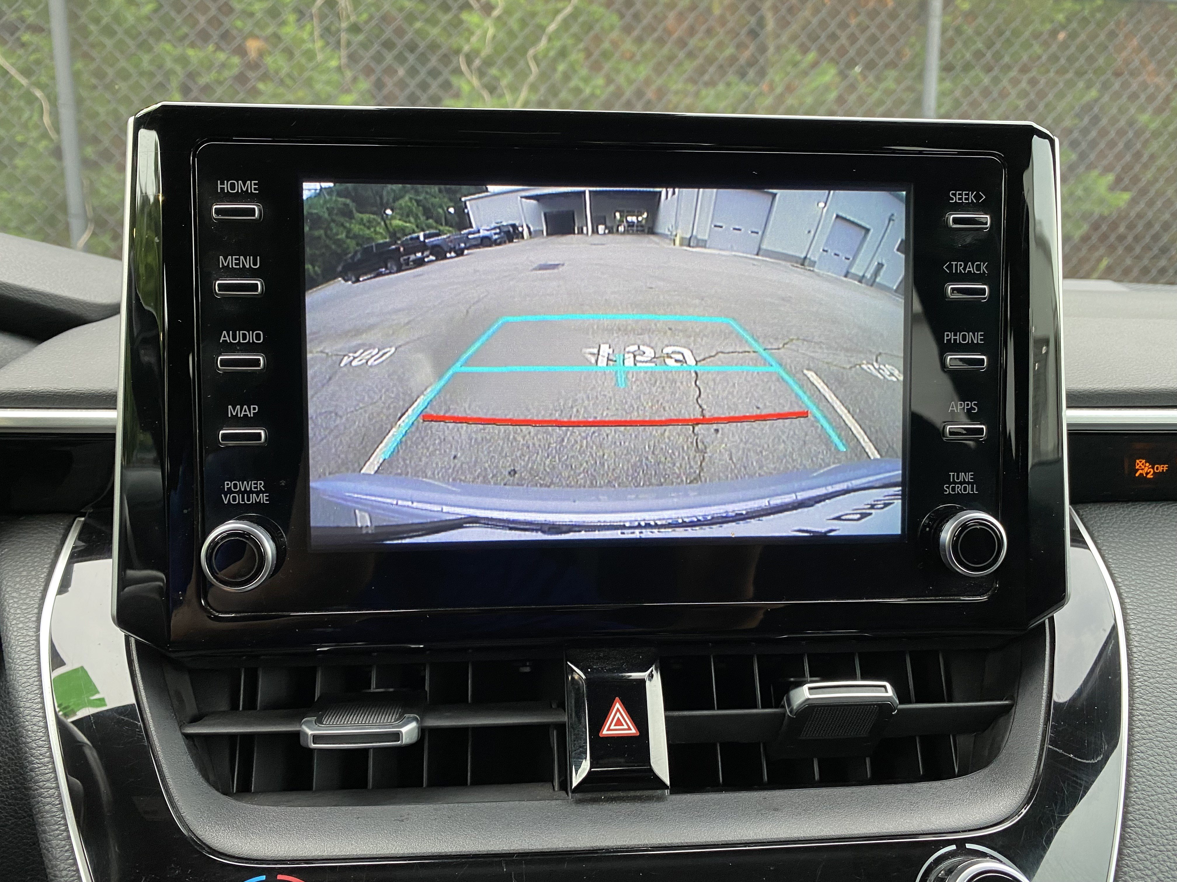 Used 2020 Toyota Corolla SE FWD image 25