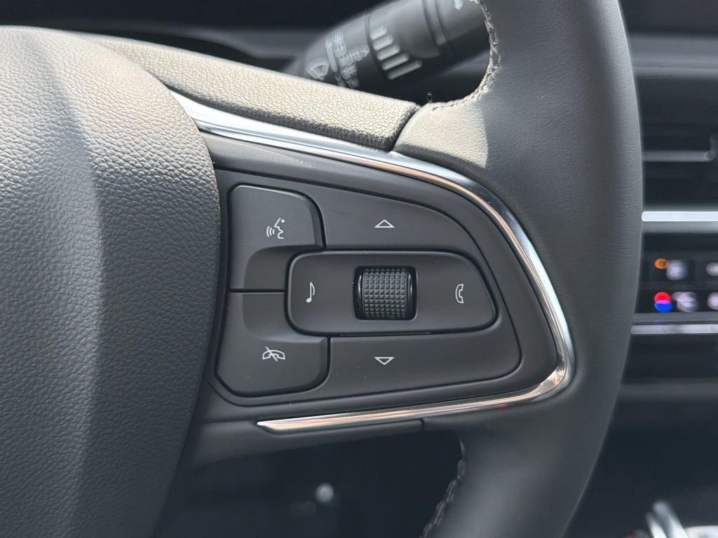 New 2026 Buick Envista Avenir image 9