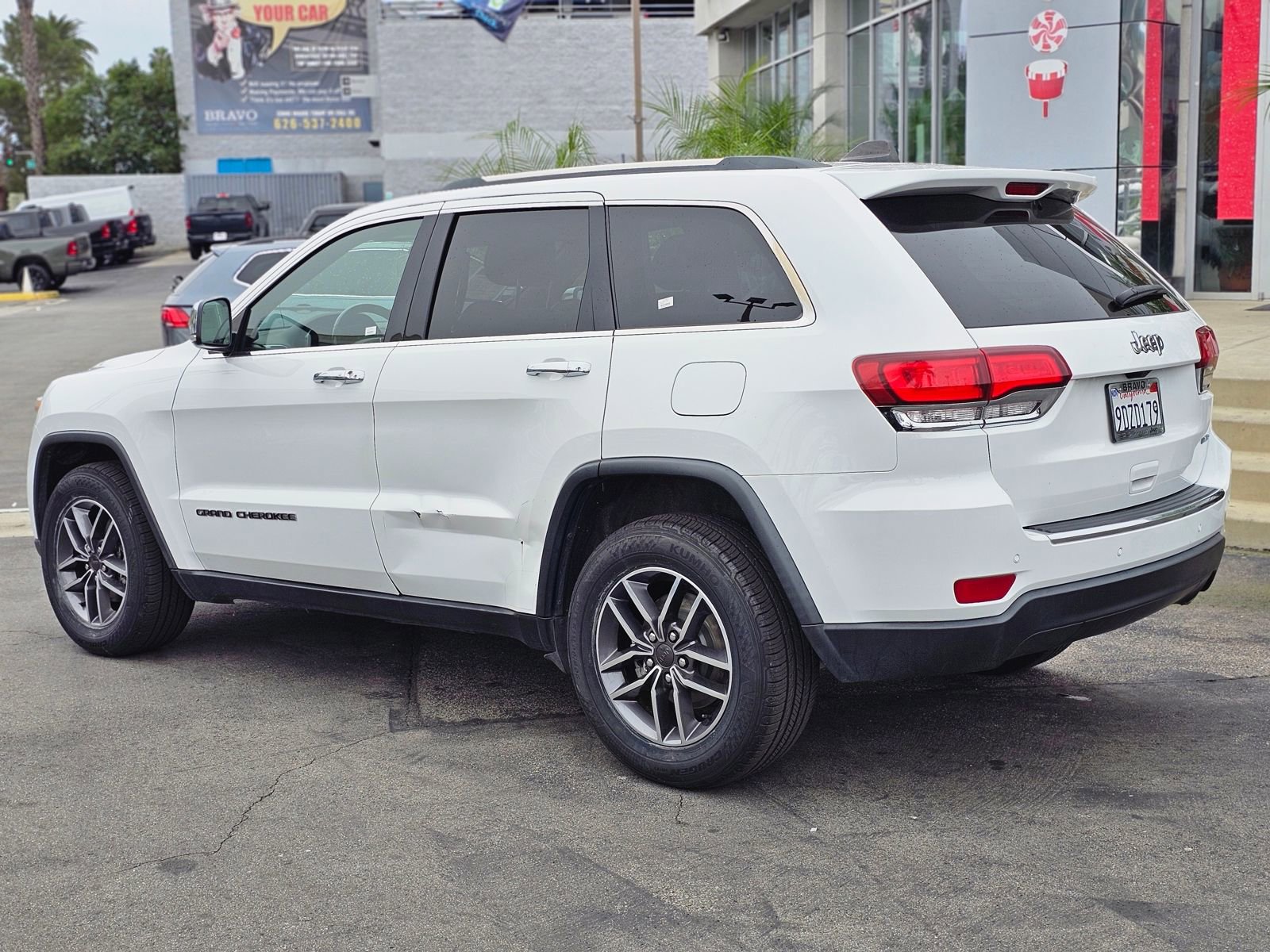 Used 2020 Jeep Grand Cherokee Limited w/ Luxury Group II image 5