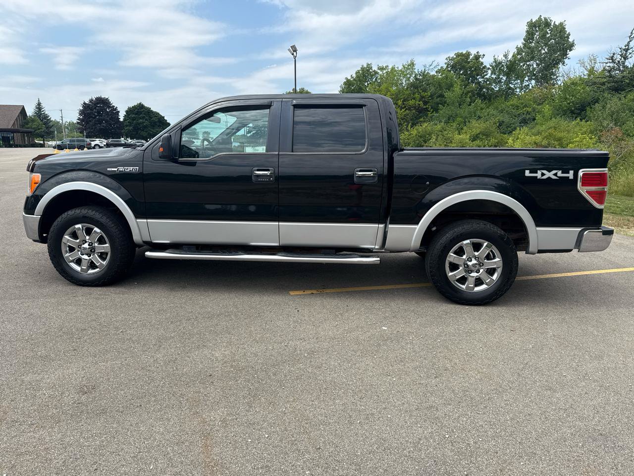 Used 2013 Ford F150 XLT w/ Luxury Equipment Group AWD/4WD image 9