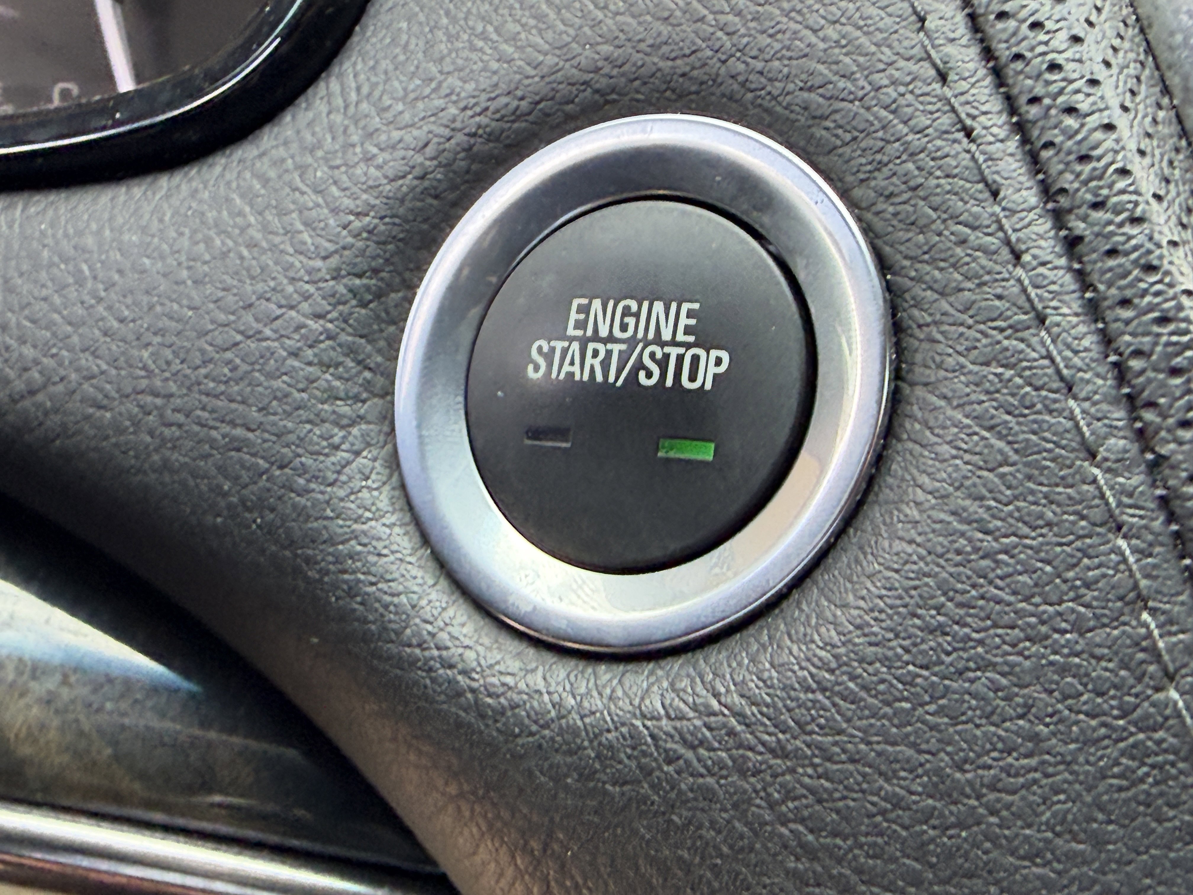 Used 2018 Cadillac CTS Luxury RWD image 24