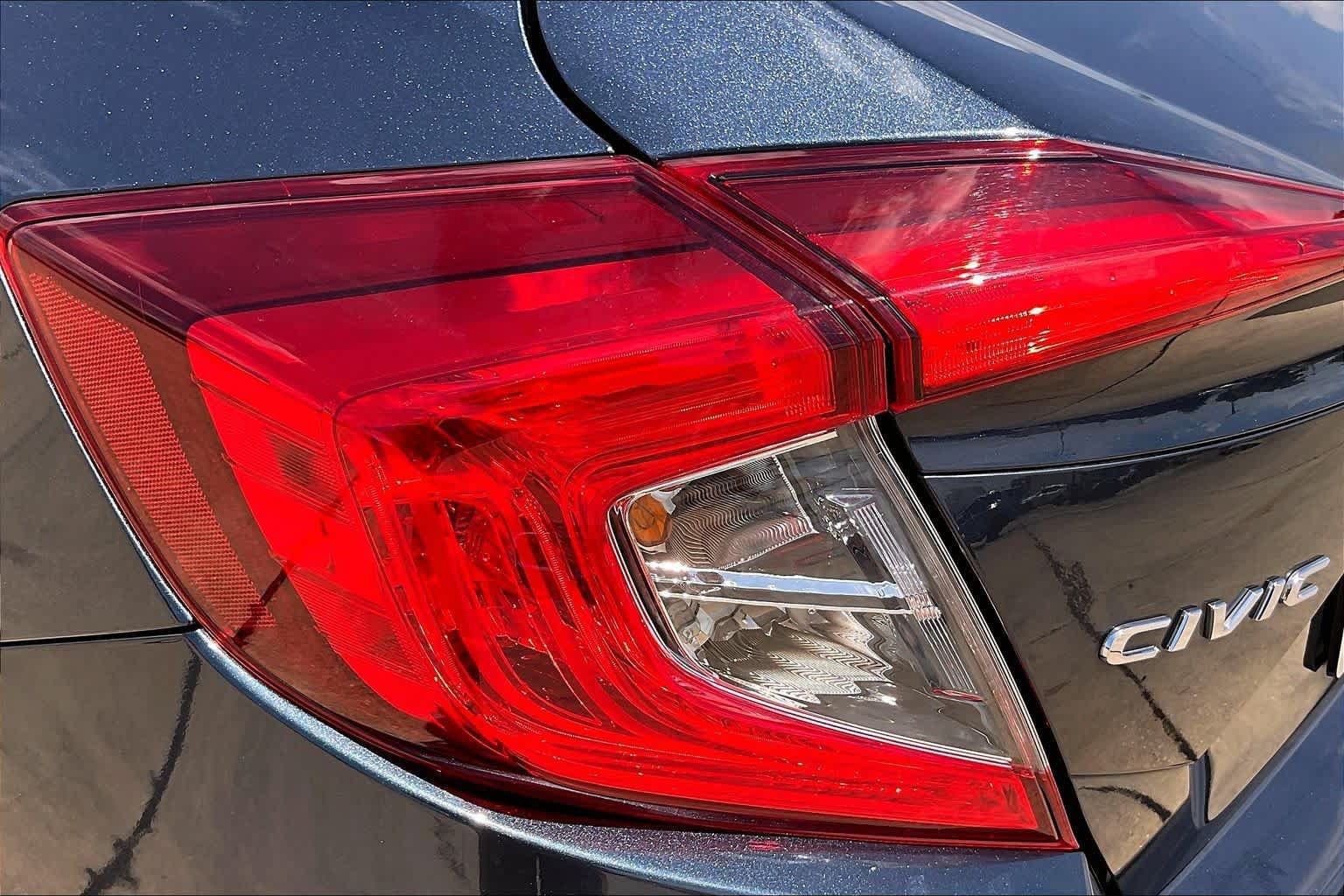 Used 2016 Honda Civic EX image 29