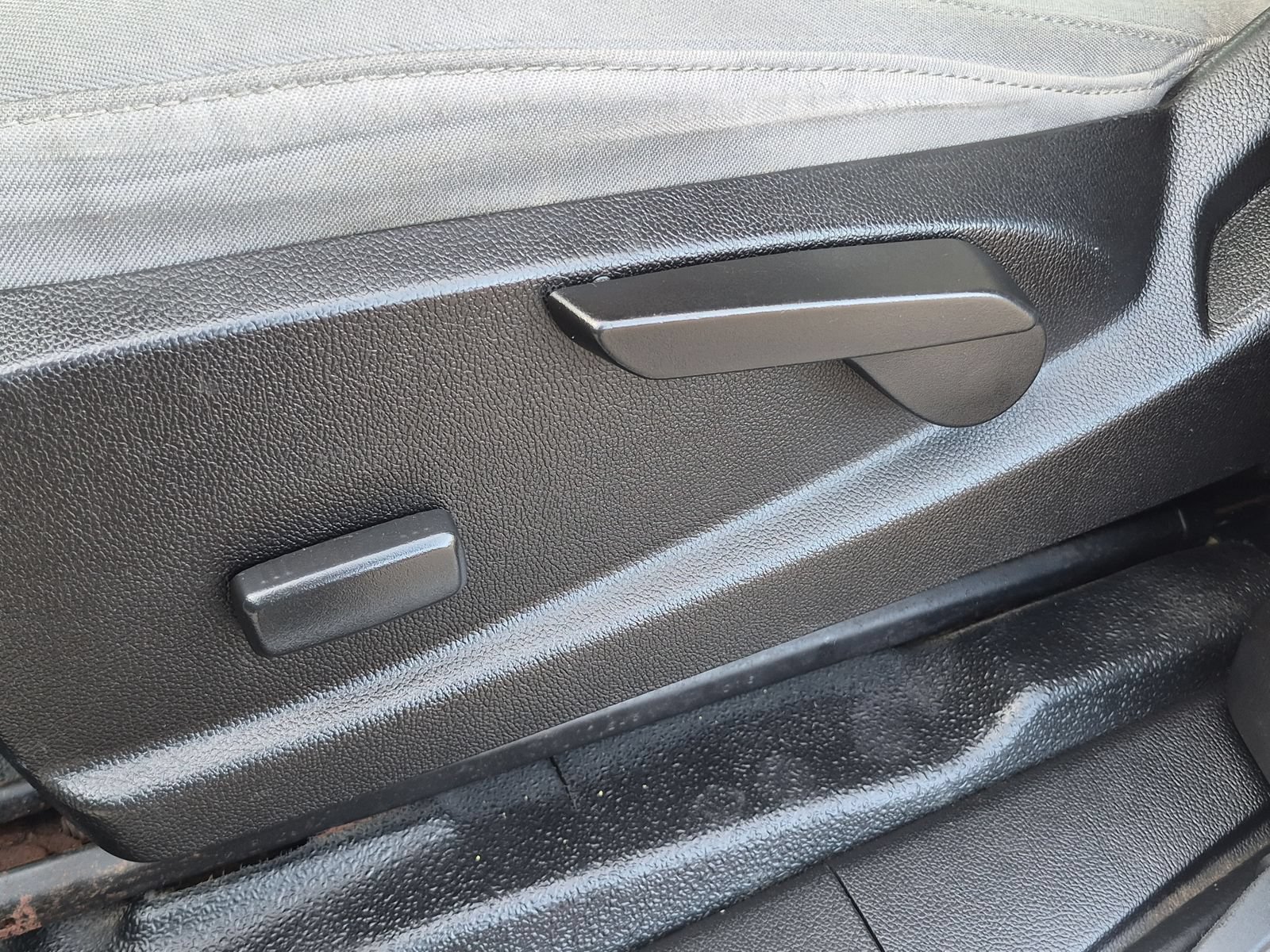 Used 2016 Chevrolet Colorado W/T RWD image 16