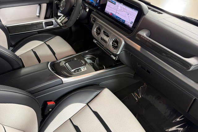 Used 2025 Mercedes-Benz G 63 AMG 4MATIC image 14