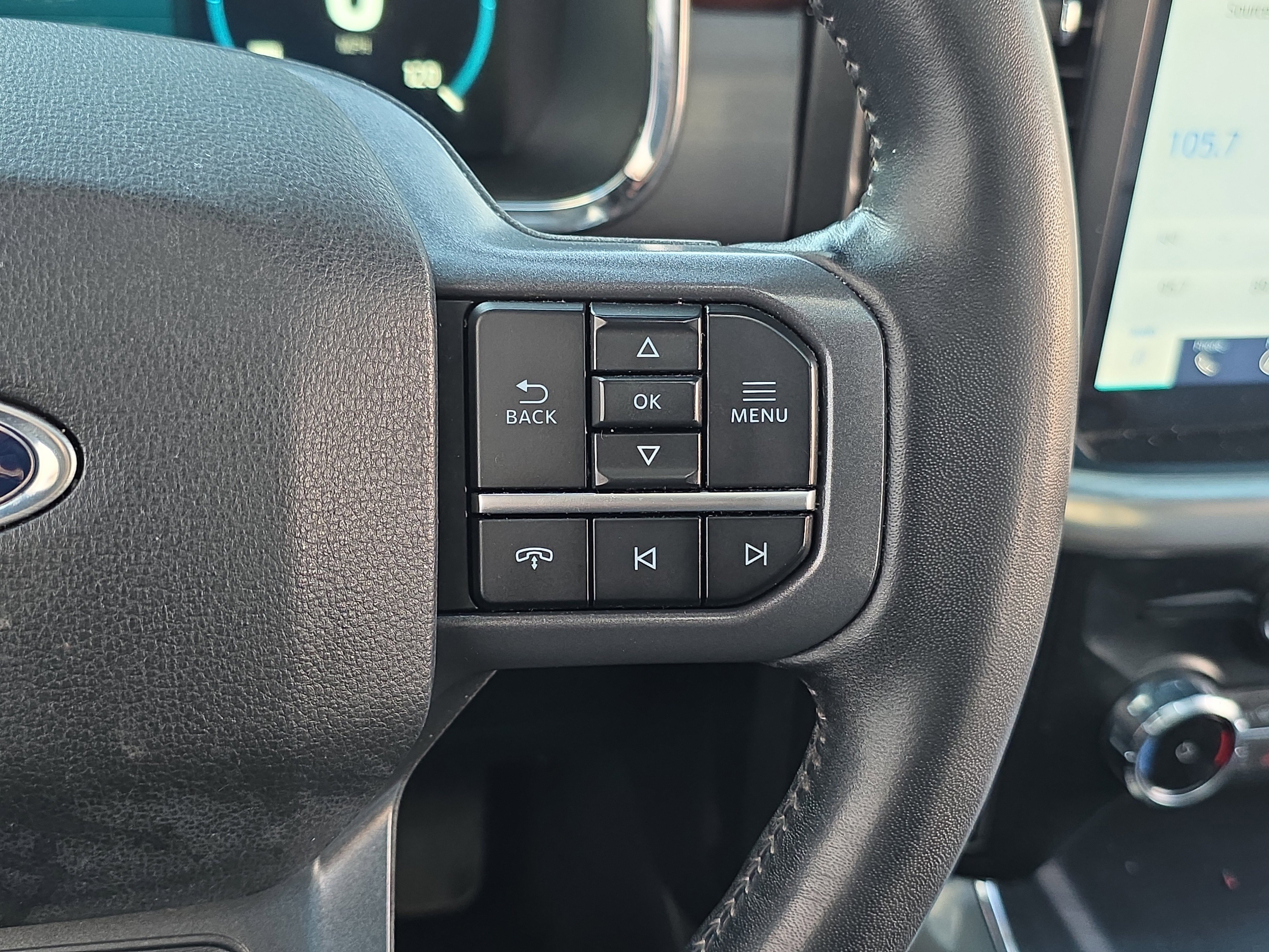 Used 2023 Ford F150 Lariat w/ Equipment Group 502A High image 19