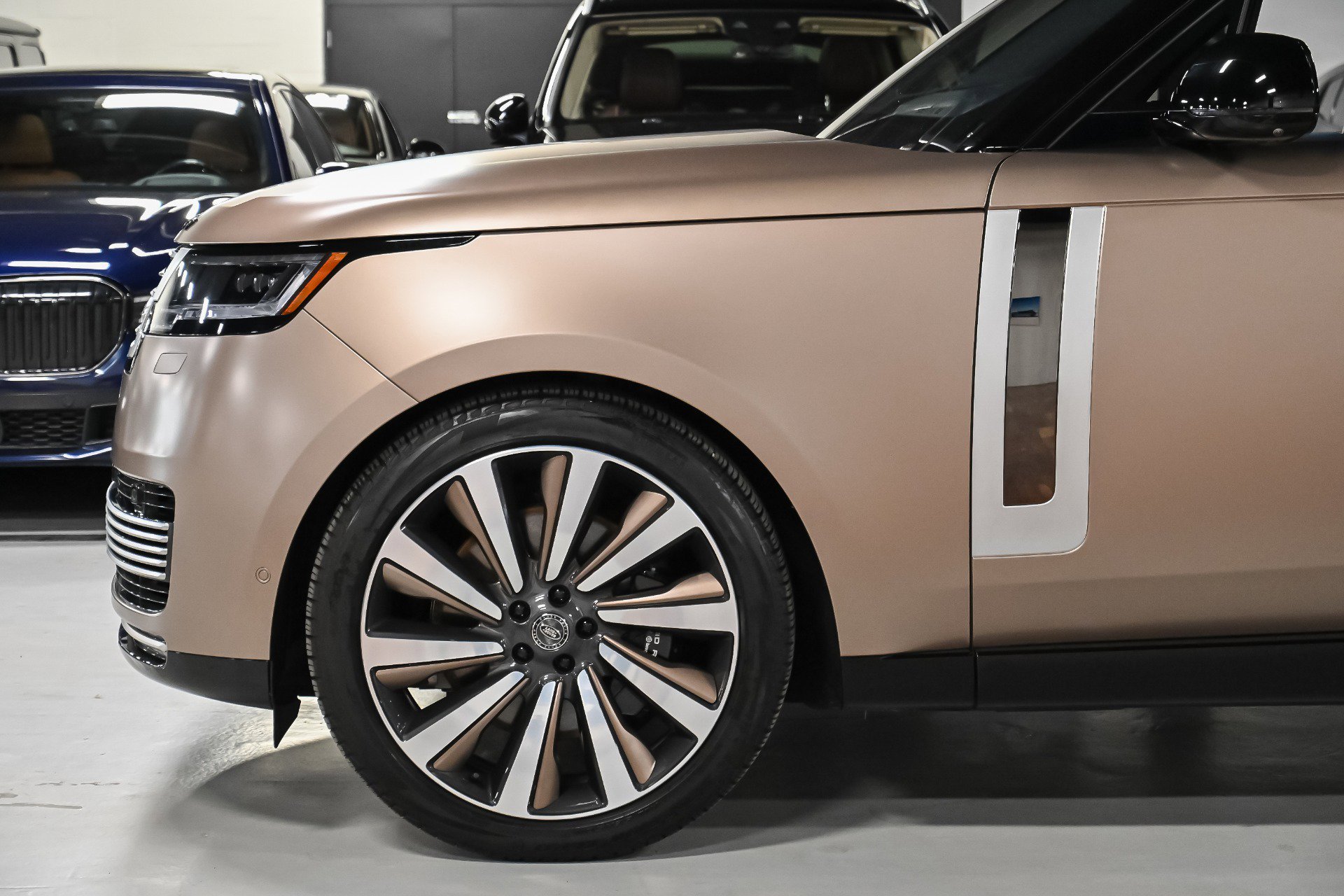 Used 2023 Land Rover Range Rover LWB SV Autobiography image 91