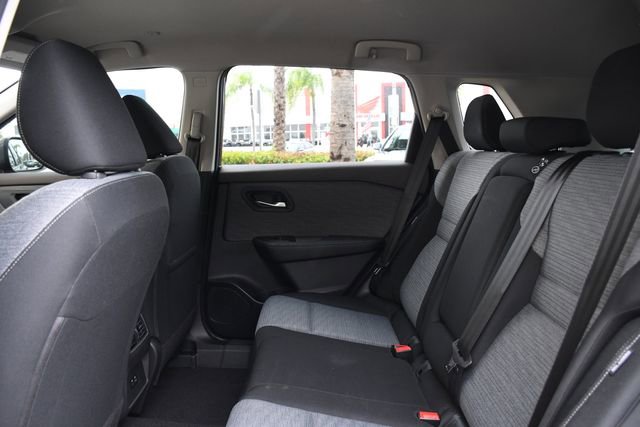 Used 2023 Nissan Rogue SV image 24
