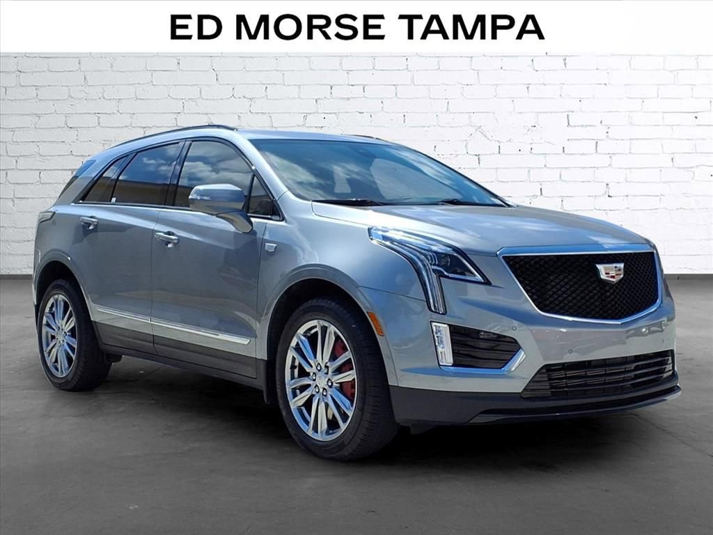 Certified 2023 Cadillac XT5 Sportv AWD/4WD image 5