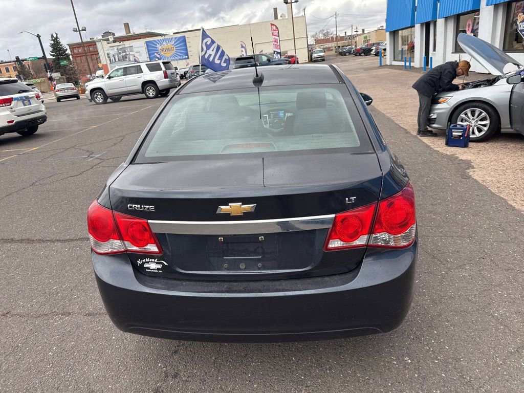 Used 2016 Chevrolet Cruze LT image 8