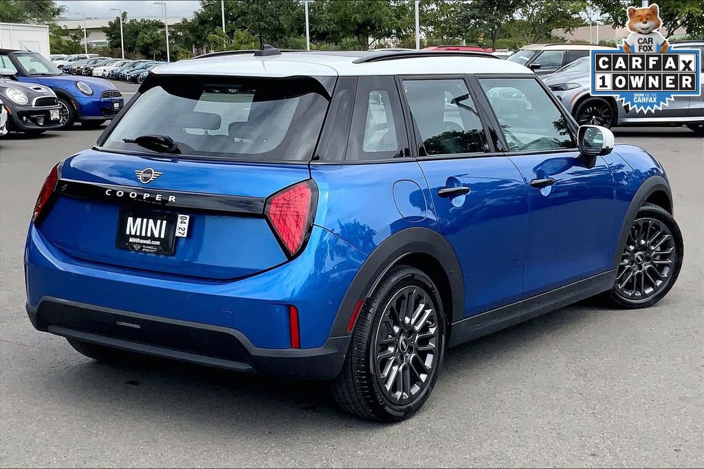 Certified 2025 MINI Cooper 4-Door Hardtop image 12