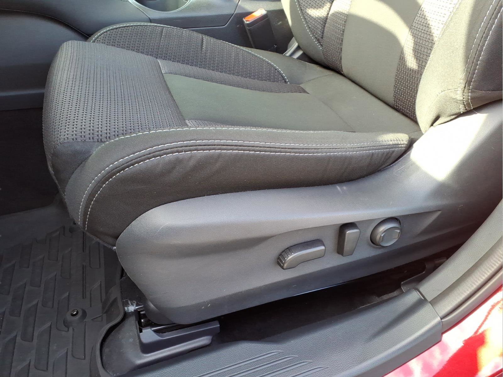 Used 2025 Subaru Outback Premium w/ Popular Package #1A image 9