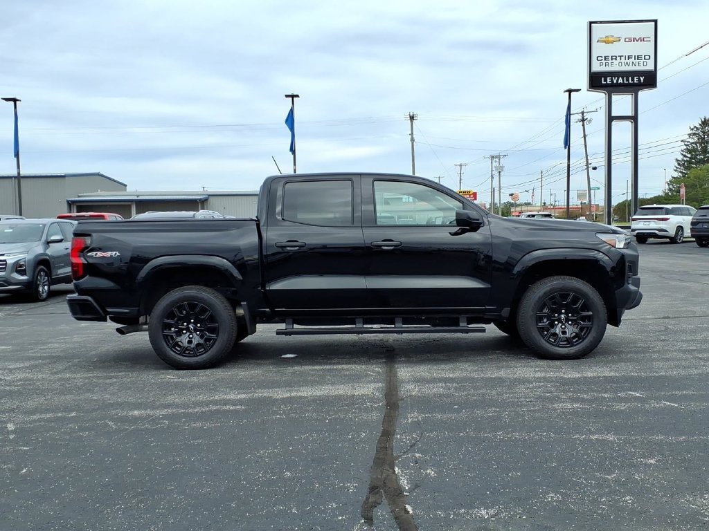 Used 2026 Chevrolet Colorado W/T w/ WT Custom Package AWD/4WD image 14