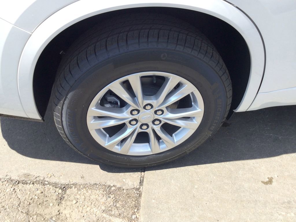 New 2025 Cadillac XT6 Luxury image 23