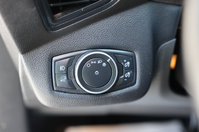 Used 2019 Ford Escape SEL AWD/4WD image 15
