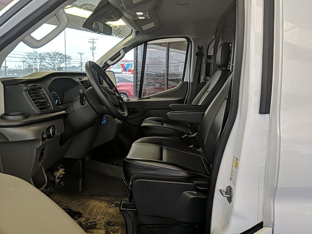 Certified 2022 Ford E-Transit Low Roof w/ Load Area Protection Package image 11