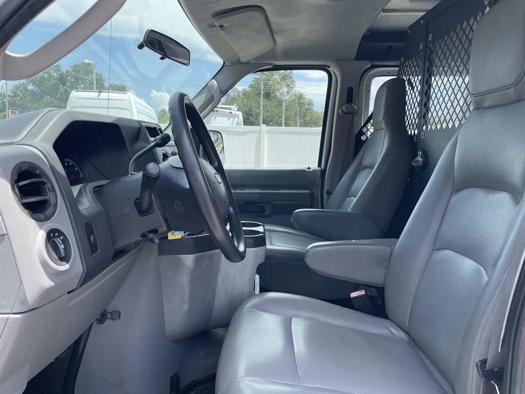 Used 2009 Ford E-250 and Econoline 250 Extended RWD image 24