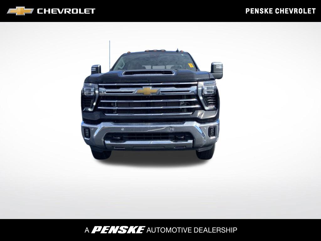 Used 2024 Chevrolet Silverado 3500 LTZ w/ LTZ Convenience Package AWD/4WD image 1