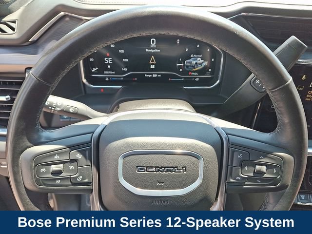 Used 2025 GMC Sierra 2500 Denali Ultimate AWD/4WD image 4
