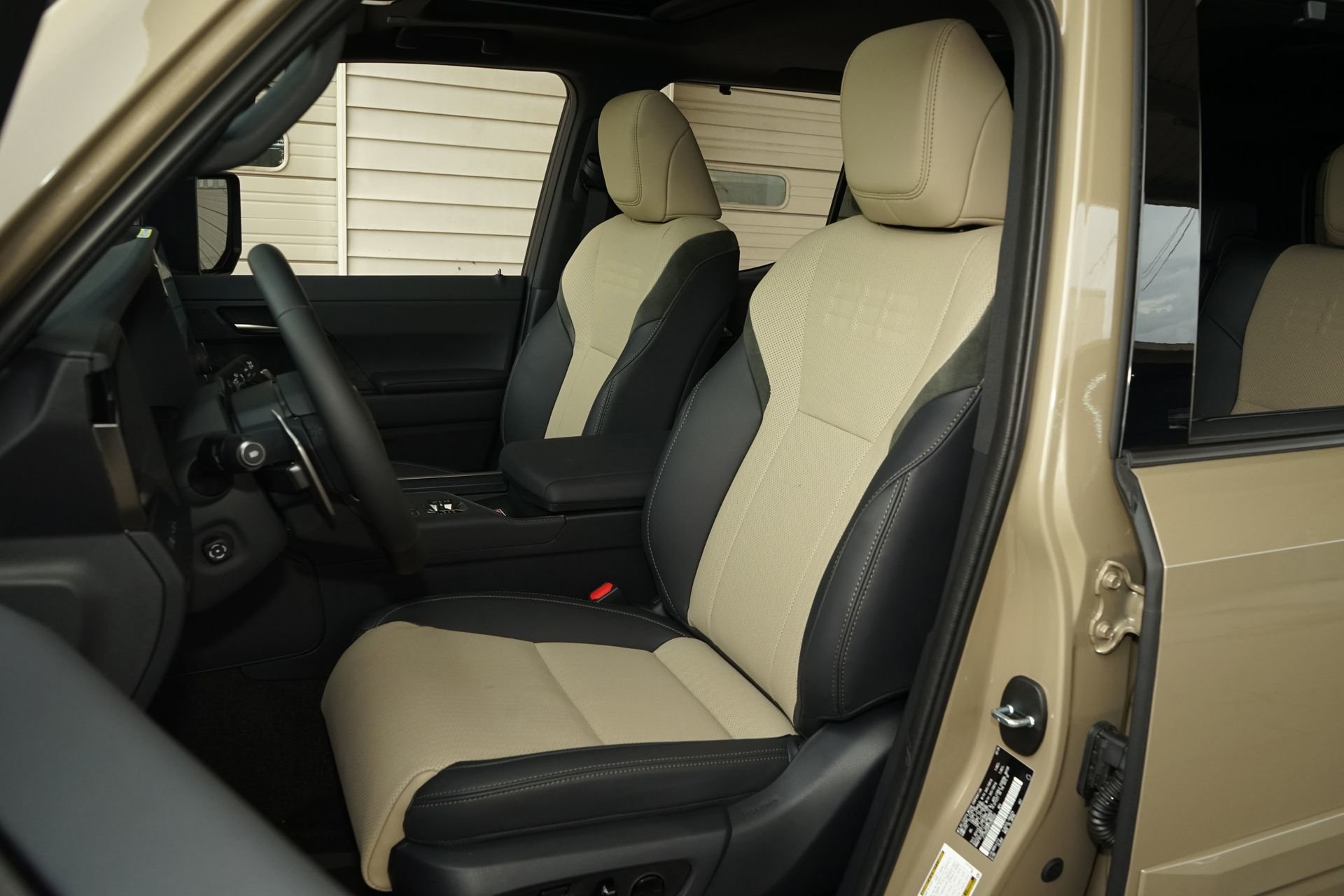 Used 2026 Lexus GX 550 AWD/4WD image 8