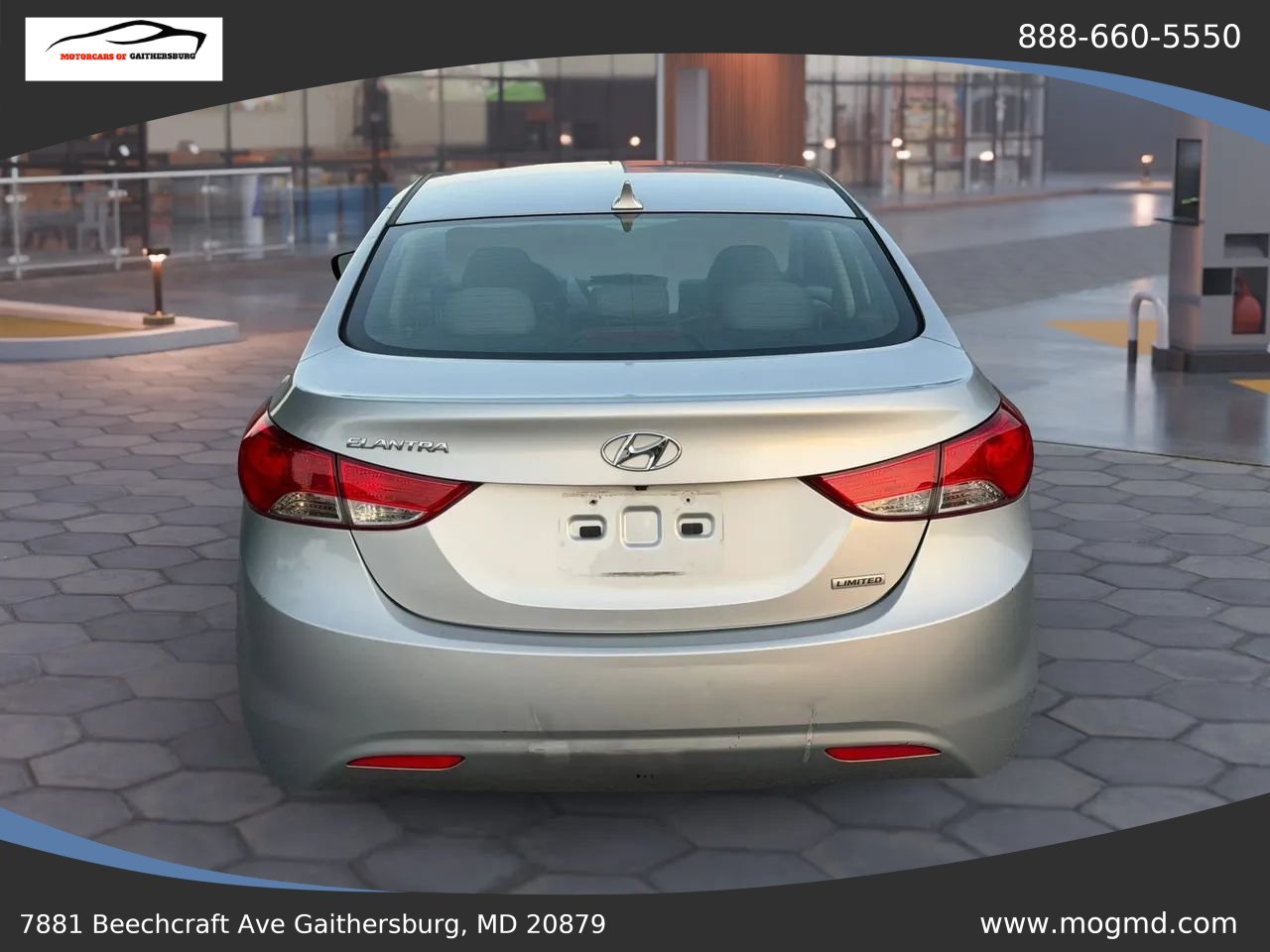 Used 2012 Hyundai Elantra Limited w/ Technology Pkg 5 FWD image 9