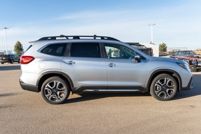 Used 2023 Subaru Ascent Touring image 8