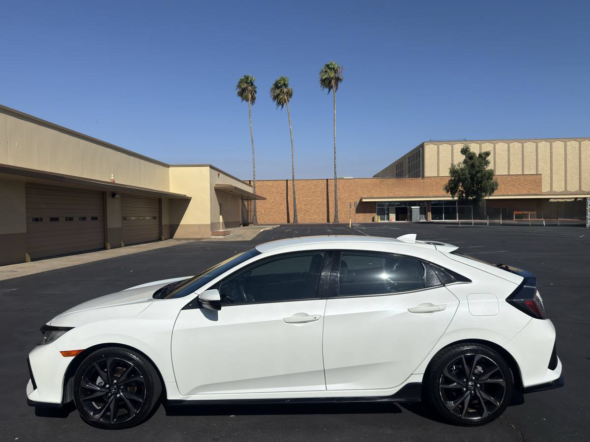 Used 2019 Honda Civic Sport image 4