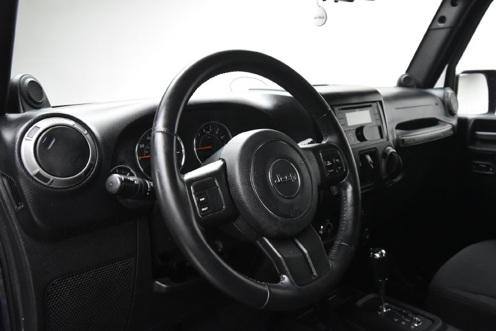 Used 2013 Jeep Wrangler Unlimited Sport AWD/4WD image 12
