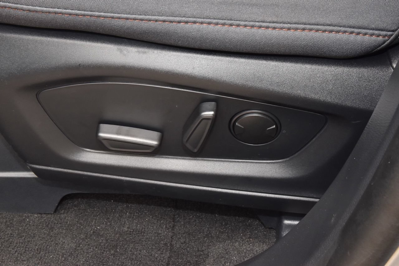 Certified 2025 Ford Explorer Active RWD image 34