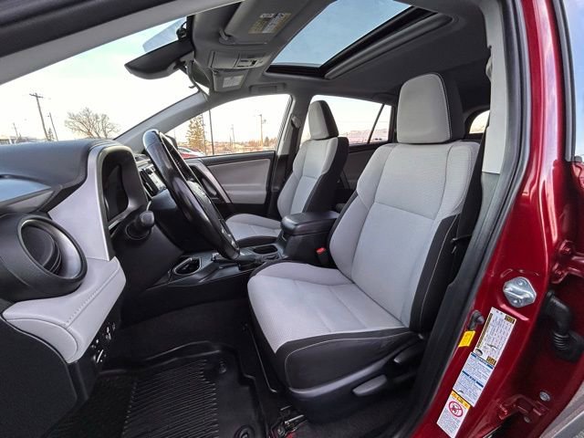 Used 2018 Toyota RAV4 XLE image 26